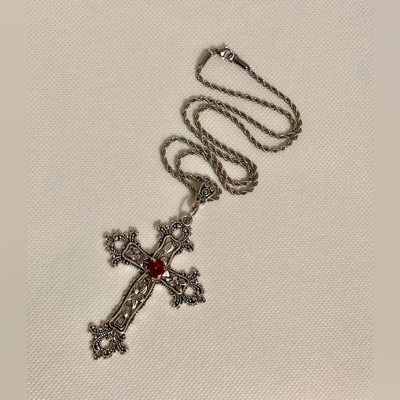 Gothic Red Crystal Cross Charm Necklace Floral Design Big Punk Goth Silver Tone - Picture 4 of 11